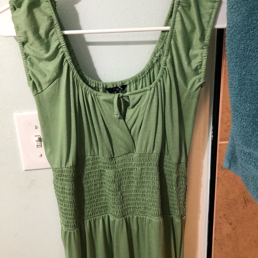 Dress - Picture 2 of 2
